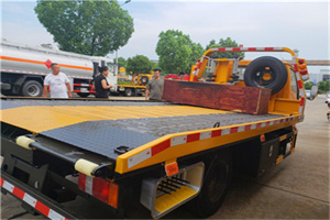 阳春附近拖车电话号码服务