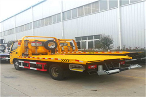 阳春附近拖车救援搭电